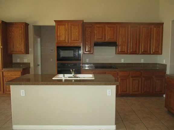 4th image of 5013 Wild Thyme Ave