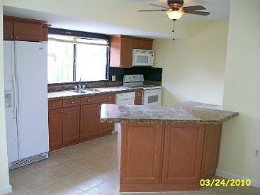 1st image of 170 NW 21st St