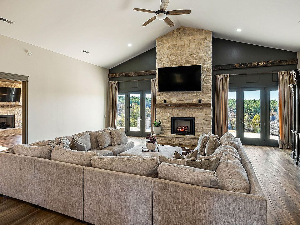 13th image of this home