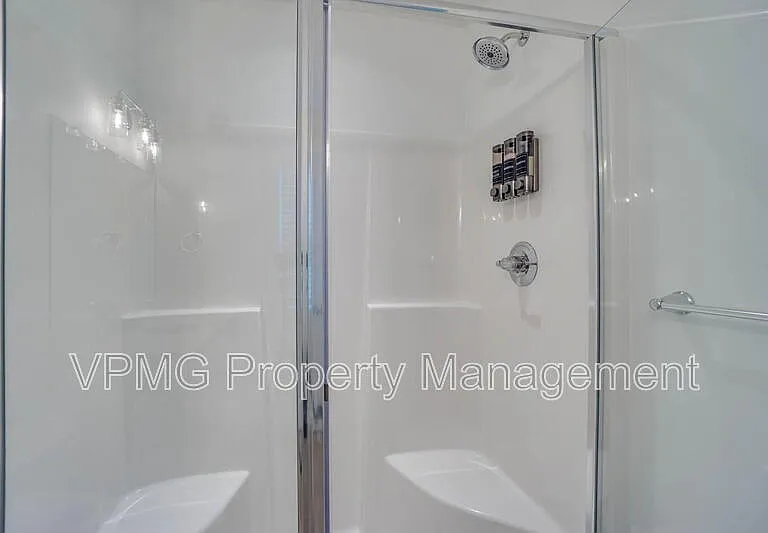 2301 SW 5th Pl — Photo 31
