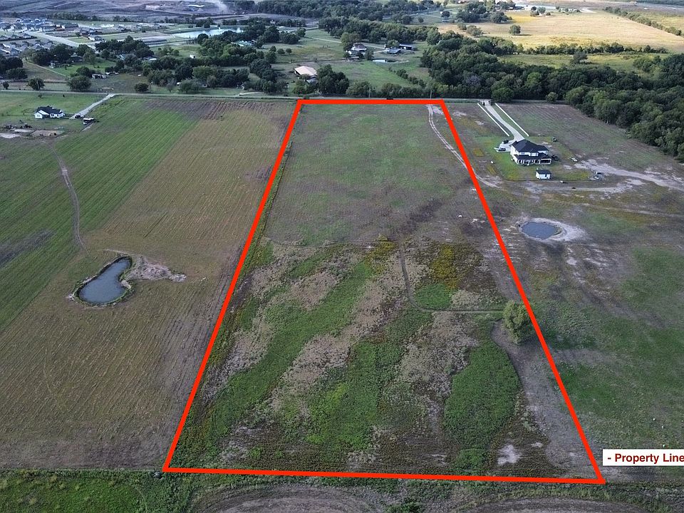 2nd image of 617 Liska Rd