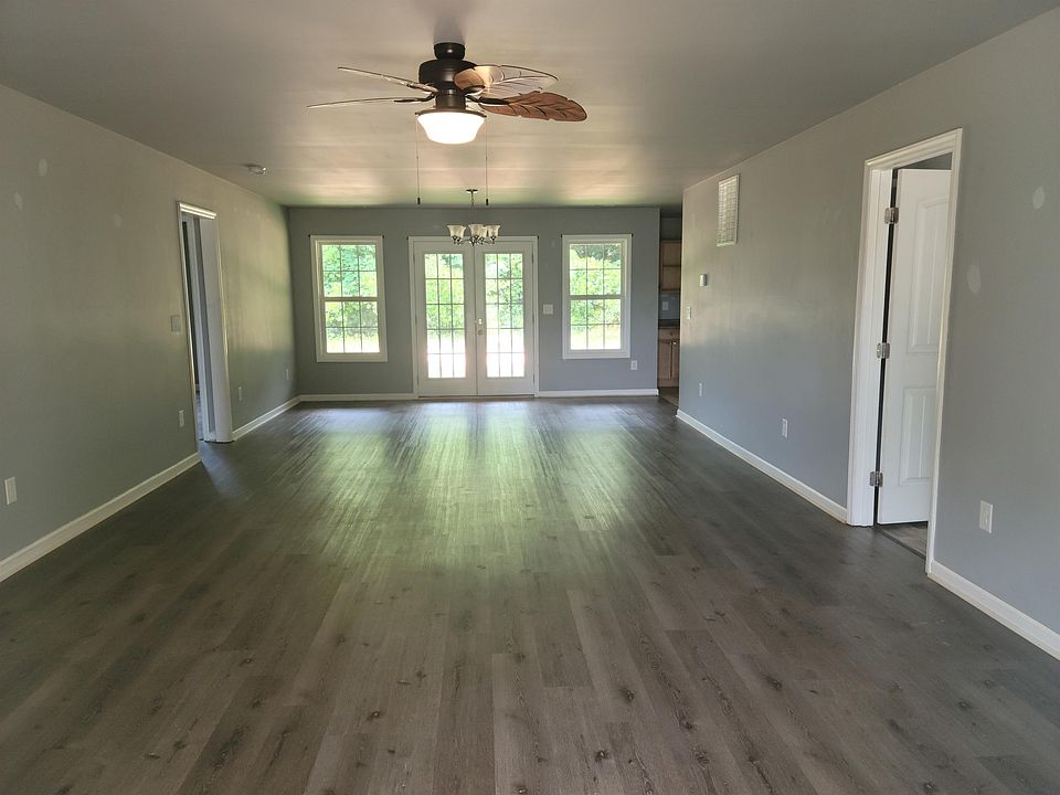 1st image of 120 Gardenia Ln #1