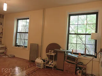 Rented by Rennit Inc.