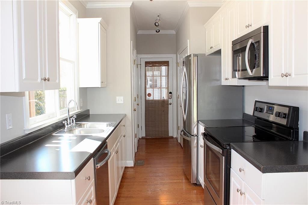 Greensboro, NC 27408