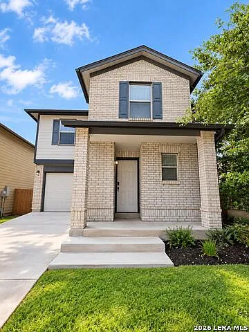 3 bed, 2.5 bath, 1899 sqft, $1,800 — Photo 1