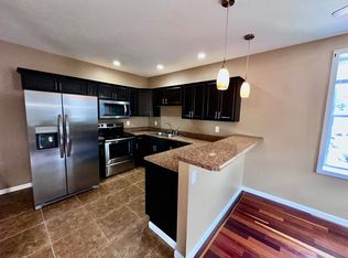 530 N 12th St #1/2, Quincy, IL 62301