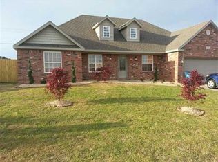 4706 SW Golden Eagle Ave, Bentonville, AR 72712
