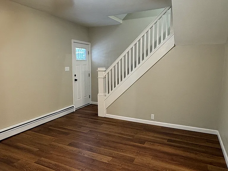 415 Rightmeyer St — Photo 6