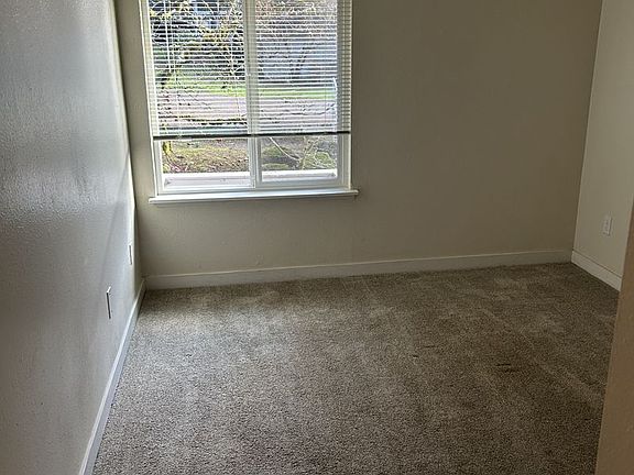 5th image of 34015 1st Cir S #B