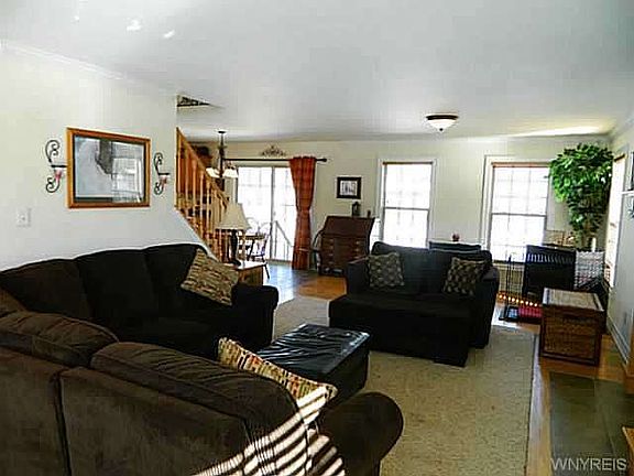 2nd image of 397 Drake Dr