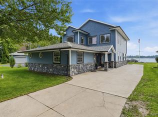 2490 River Rd, Niagara Falls, NY 14304