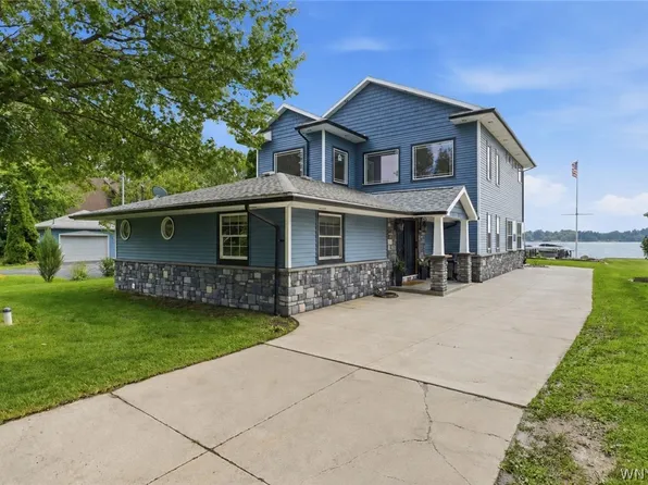2490 River Rd, Niagara Falls, NY 14304