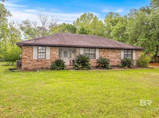 8826 Hillside Cir E, Foley, AL 36535