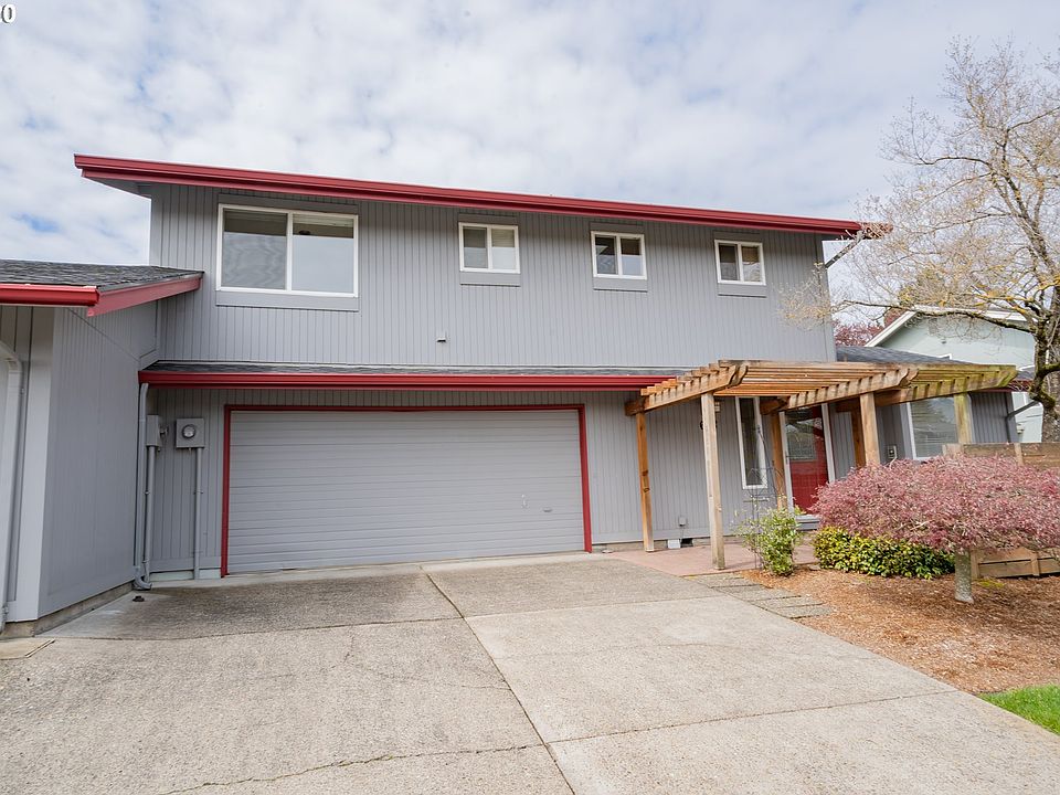 1st image of 618 SE 130th Ct