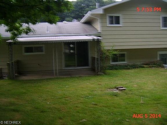 2nd image of 42925 Crestlane Dr