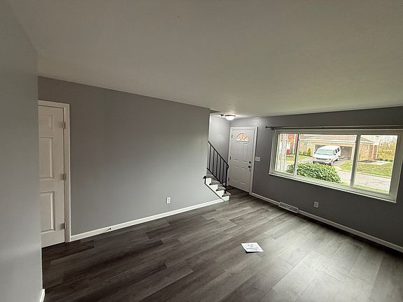 4th image of 3523 Cleveland Ave #3517