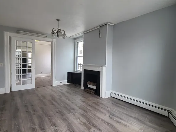 302 Summit Ave Floor 2, Jersey City, NJ 07306