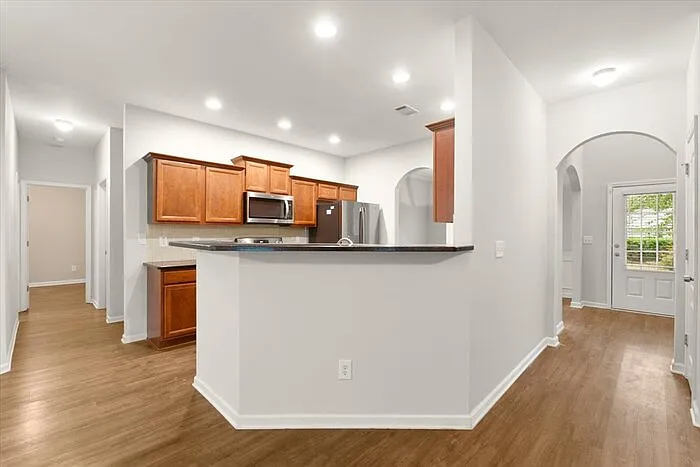2848 Suttonwood Way — Photo 15