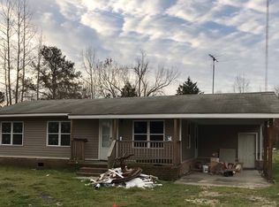 73 Macon St, Lumberton, NC 28358