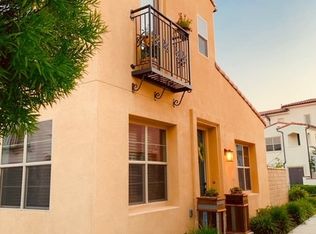 21779 Candela Dr, Saugus, CA 91350