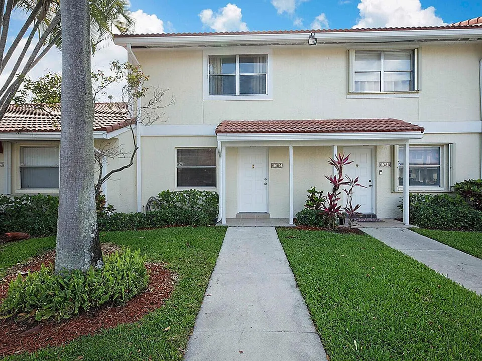 6384 Boca Cir