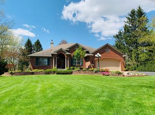 9557 Secor Rd, Temperance, MI 48182