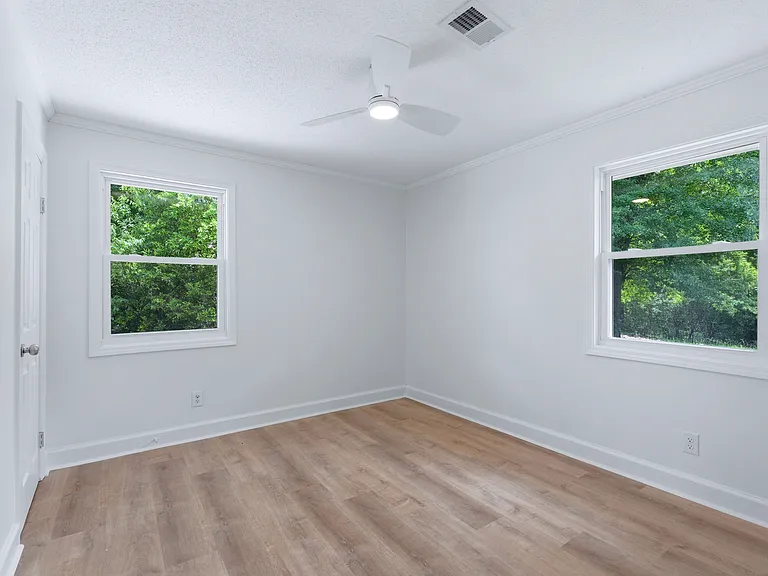 3302 Winn Dr — Photo 15