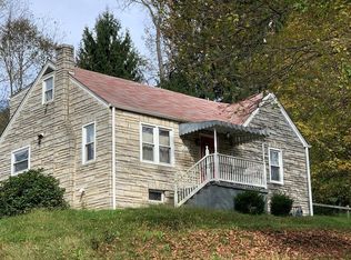 1929 McGraws Run Rd, Valley Grove, WV 26060
