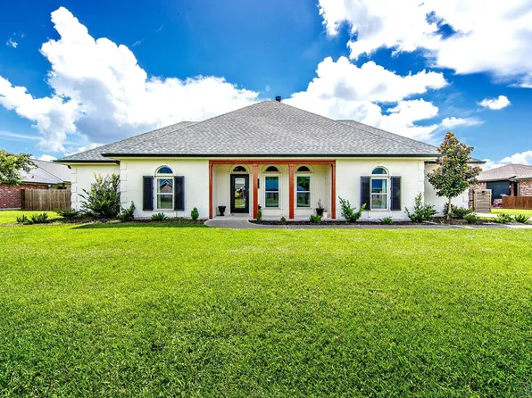 218 Lasalle Dr, Bourg, LA 70343