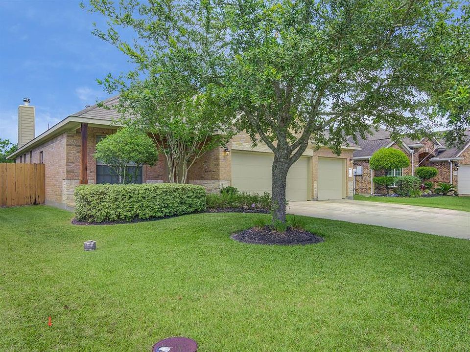 1st image of 948 Umbria Ln