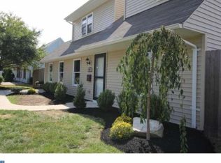 65 Canoe Birch Rd, Levittown, PA 19057