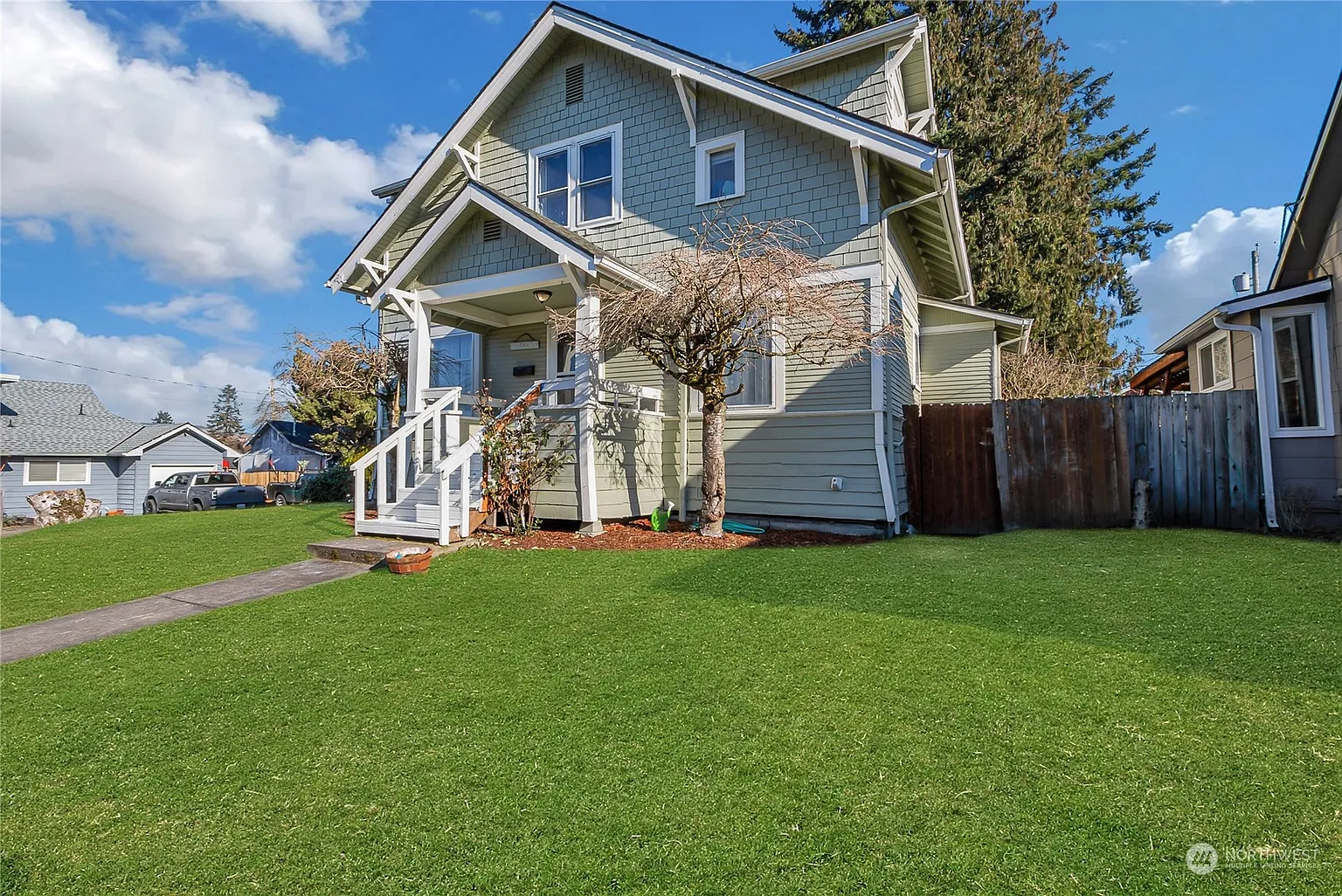 204 G Street SE photo 1
