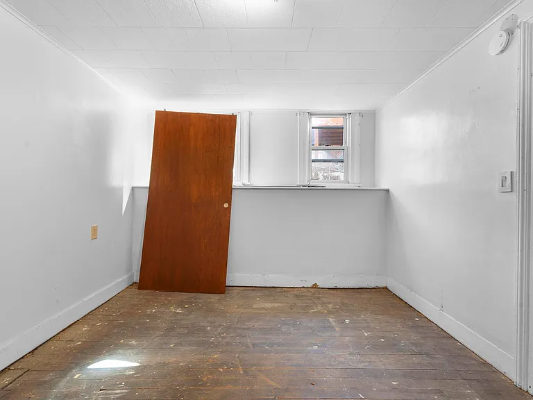 48 Anderson St #2 — Photo 9