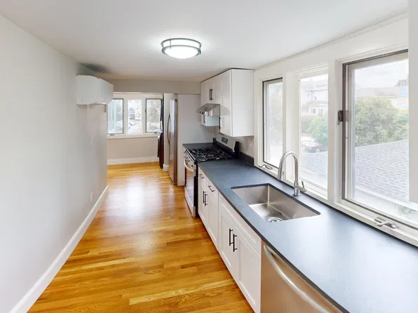 223 Main St, Medford, MA