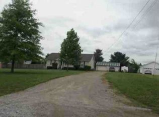 1466 Bridle Ln, Chapel Hill, TN 37034