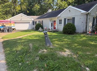 632 Oxford Rd, Anderson, IN 46012