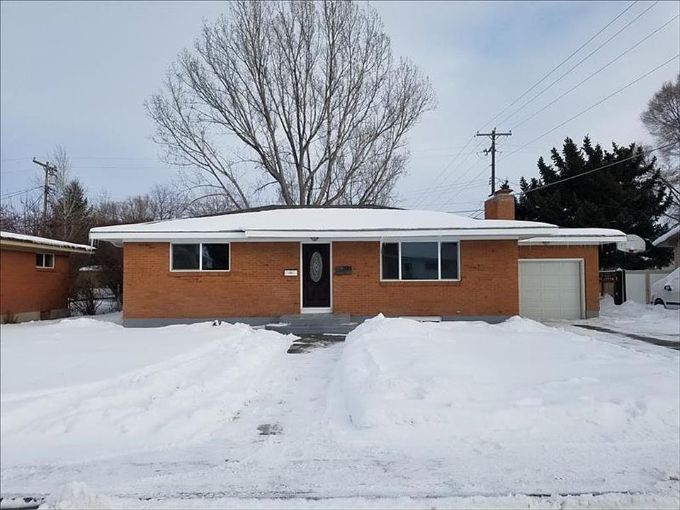 1st image of 395 Shelley Ave