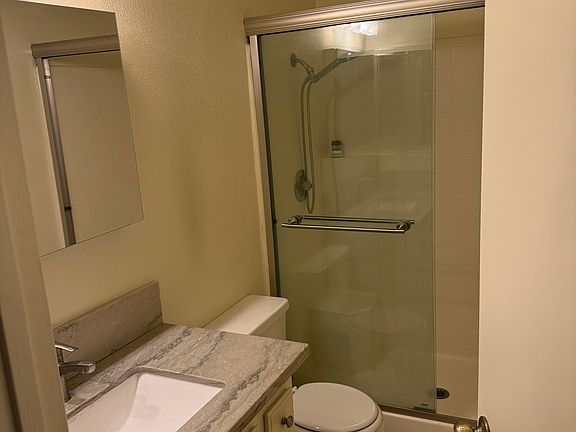 Master Bathroom (adjoining to Bedroom) - Not shared with other Tenant