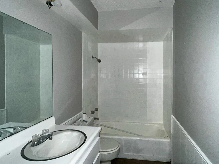 2024 Julie Dr — Photo 3
