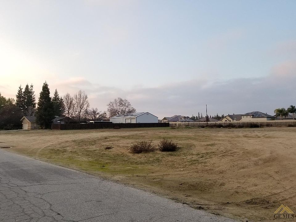1st image of 15300 Strebor Dr