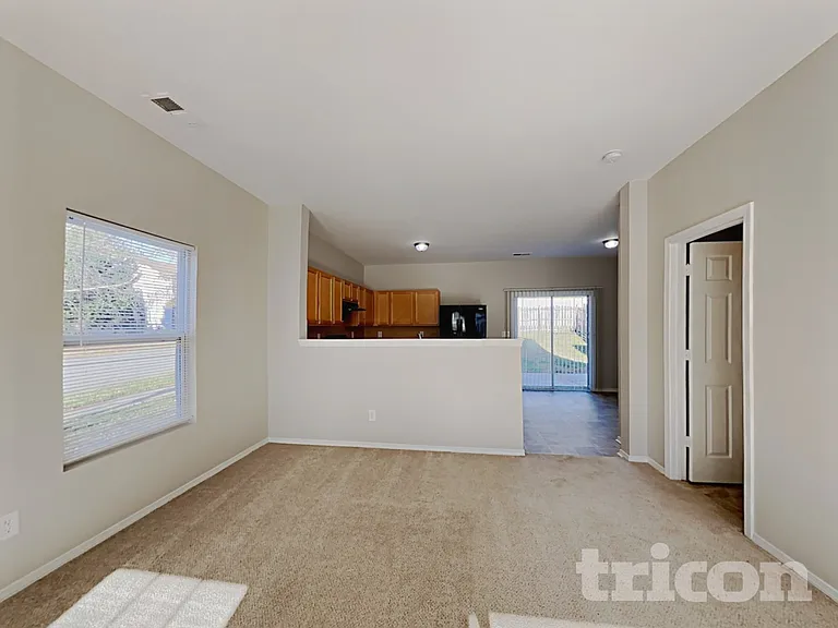 4628 Meadowfield Rd — Photo 3
