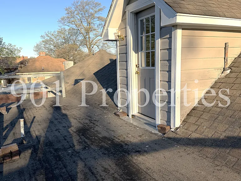1267 Harbert Ave #3 — Photo 12