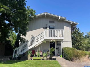 1579 Garfield Pl, Eugene, OR 97402