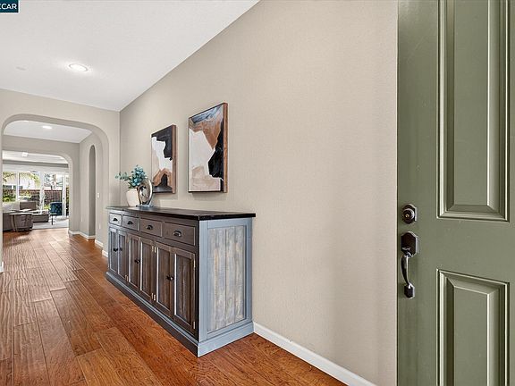 3rd image of 8023 Westport Cir