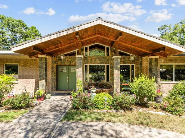 4908 McHenry Creek Cir, Little Rock, AR 72210