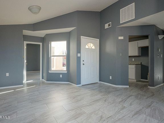 3rd image of 3421 Waterside Dr