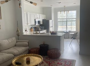 860 N Orange Ave APT 303, Orlando, FL 32801