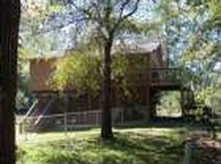 1541 Pinkney Rd, Burgaw, NC 28425