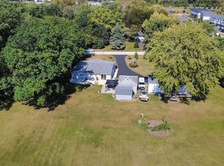 30W165 Estes St, Naperville, IL 60563