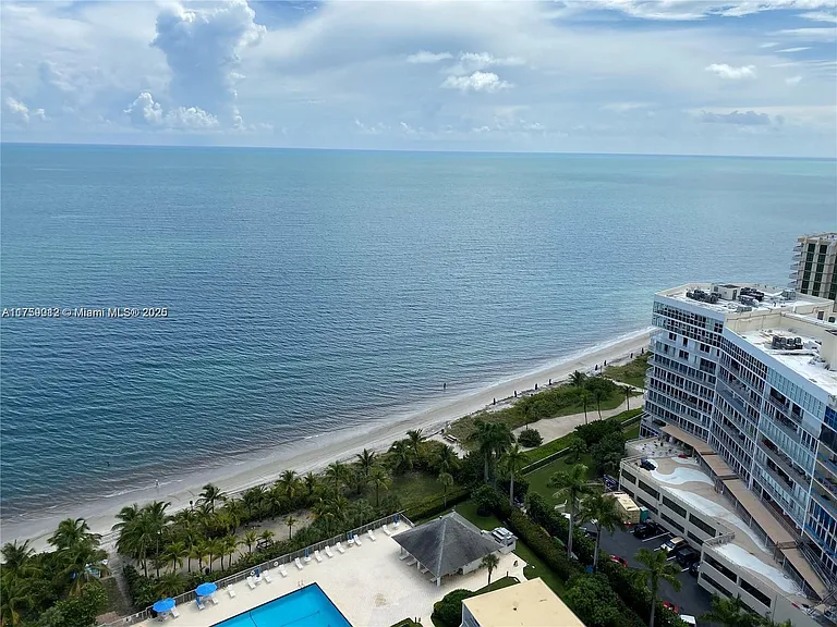 881 Ocean Dr #22F — Photo 19